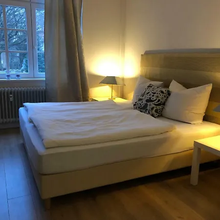 Apartment Gestorfer Koetnerhof Business Und Landlust